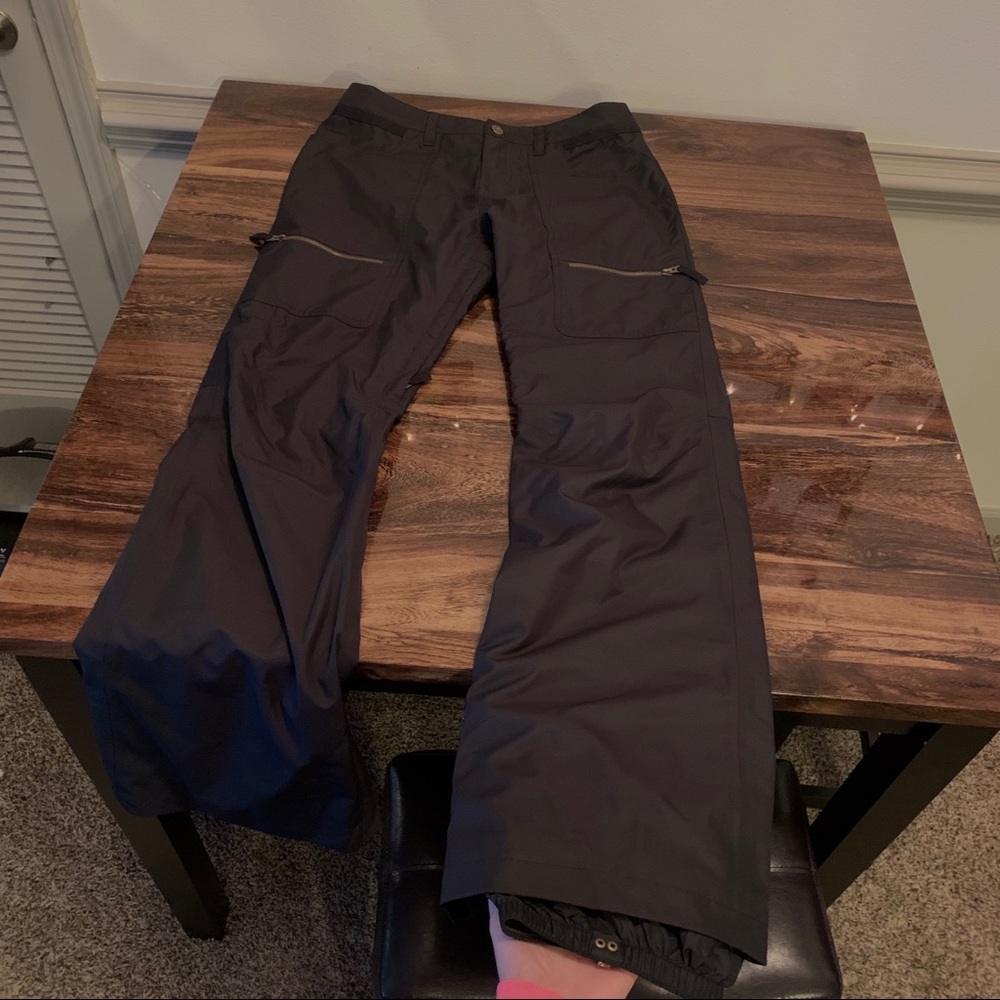 NEW BURTON INSULATED SNOW PANTS